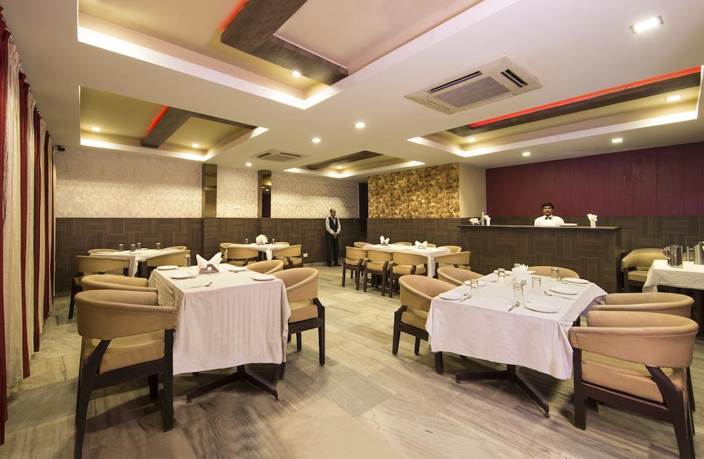 Hotel The Kamta Agra  Bagian luar foto