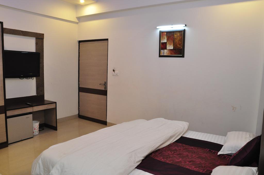 Hotel The Kamta Agra  Bagian luar foto