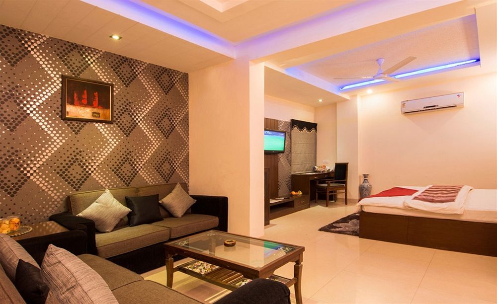 Hotel The Kamta Agra  Bagian luar foto